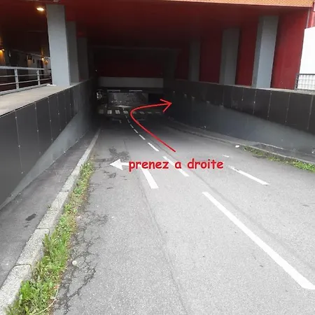 Tour De L'europe, En Plein Centre Avec Parking.